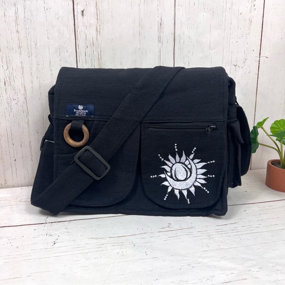 Handmade Sun Moon Embroidered Messenger Bag - Picture 6 of 15
